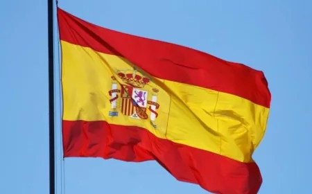 مدريد تحظر استعمال قواعدها العسكرية لنقل الأسلحة الأمريكية إلى إسرائيل