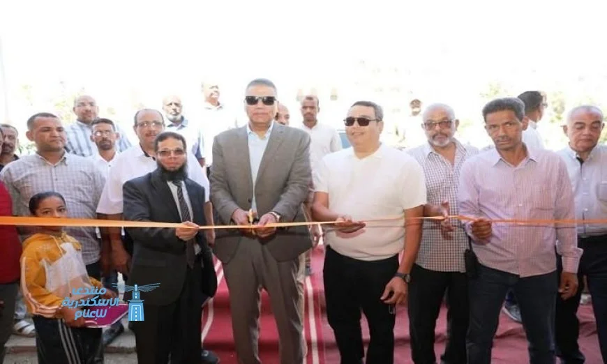محافظ أسوان يفتتح معرض أهلاً مدارس بحديقة الشجرة في قلب مدينة أسوان
