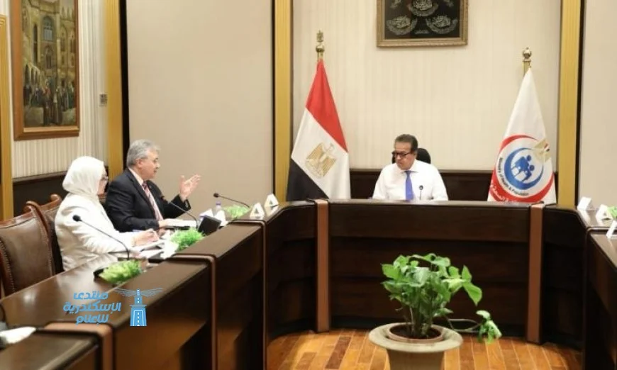 وزير الصحة يستعرض تقدم ملف السياحة العلاجية في البلاد