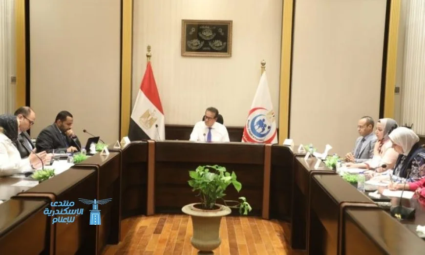 وزير الصحة يشرف على تقدم البرنامج الوطني لمكافحة الإيدز في البلاد