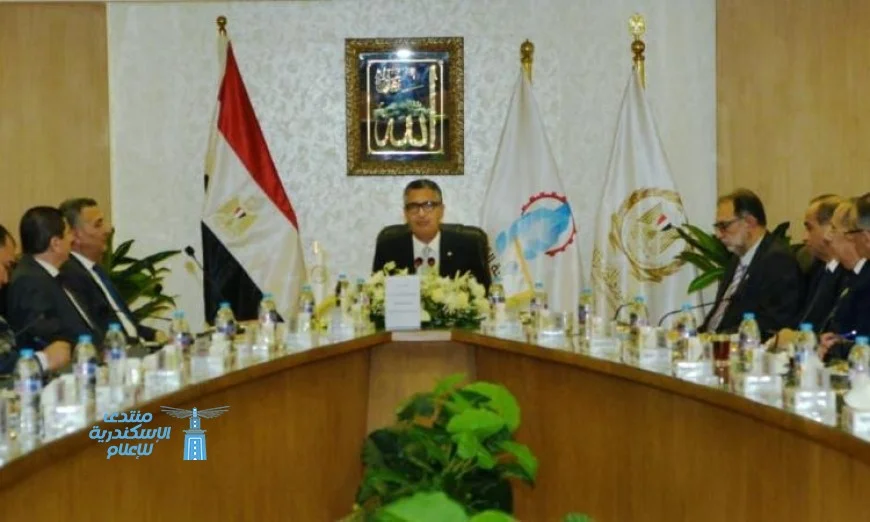 وزير التموين يواجه تحديات الغش التجاري في صناعة وتداول زيوت الطعام
