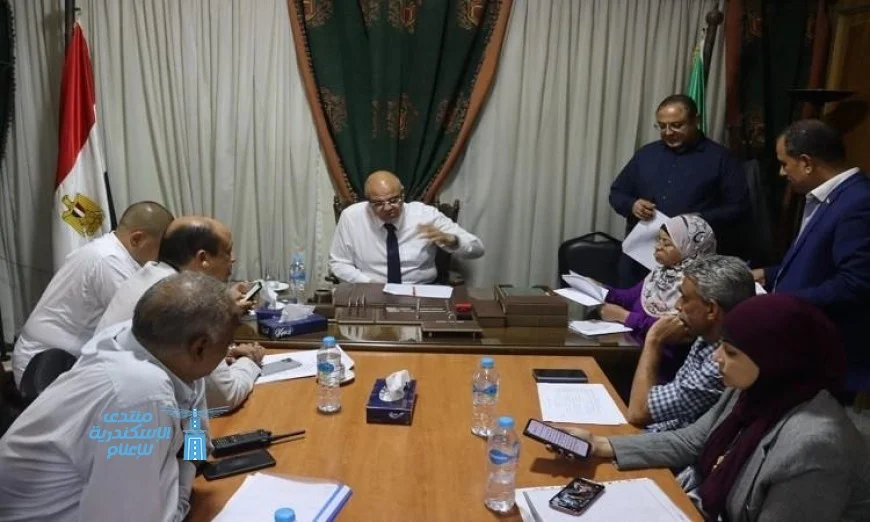 محافظ القليوبية يعقد لقاءً جماهيريًا لبحث حلول فعالة لمشكلات المواطنين