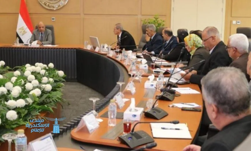 وزير الكهرباء يراقب تطورات خطة الصيانة ويعزز كفاءة التشغيل