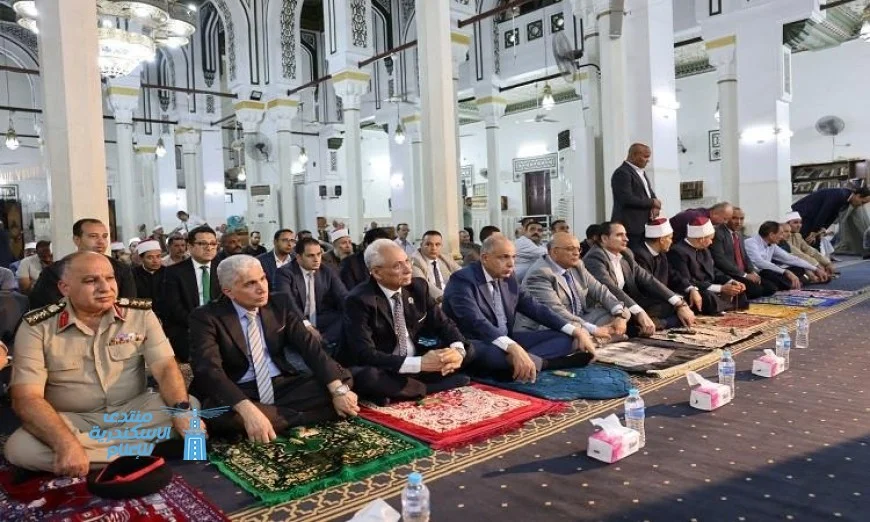 احتفال مبهر بالمولد النبوي الشريف بحضور محافظ المنيا في مسجد صلاح الدين