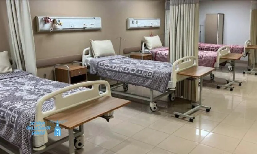 وزير الصحة يستعرض تقريرا حول تقدم مشاريع الرعاية الصحية في 10 محافظات