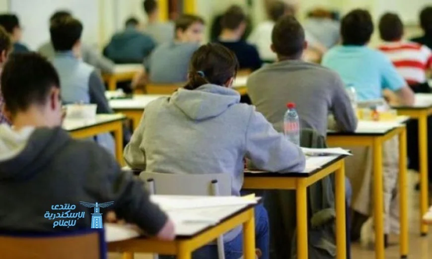 تلميذة عبقرية تحصل على شهادة البكالوريا الفرنسية في التاسعة من عمرها