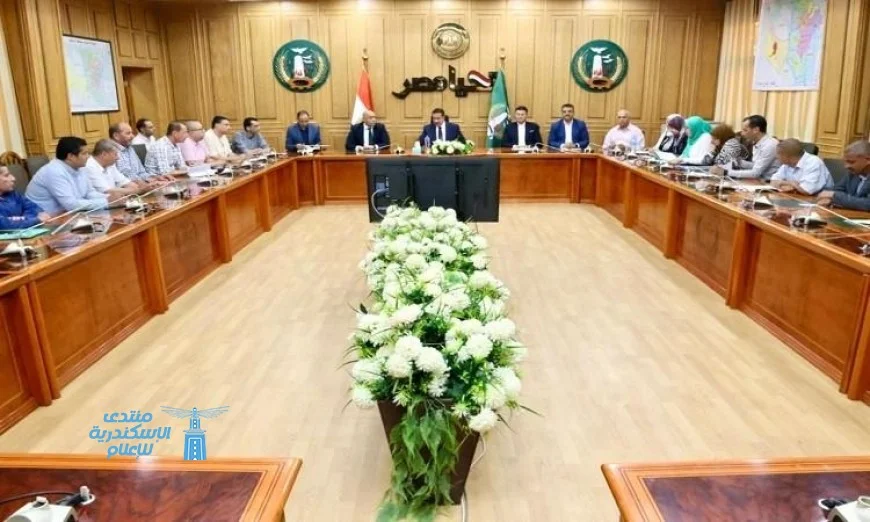 محافظ المنوفية يناقش تطورات ملفي التقنين والتغيرات المكانية