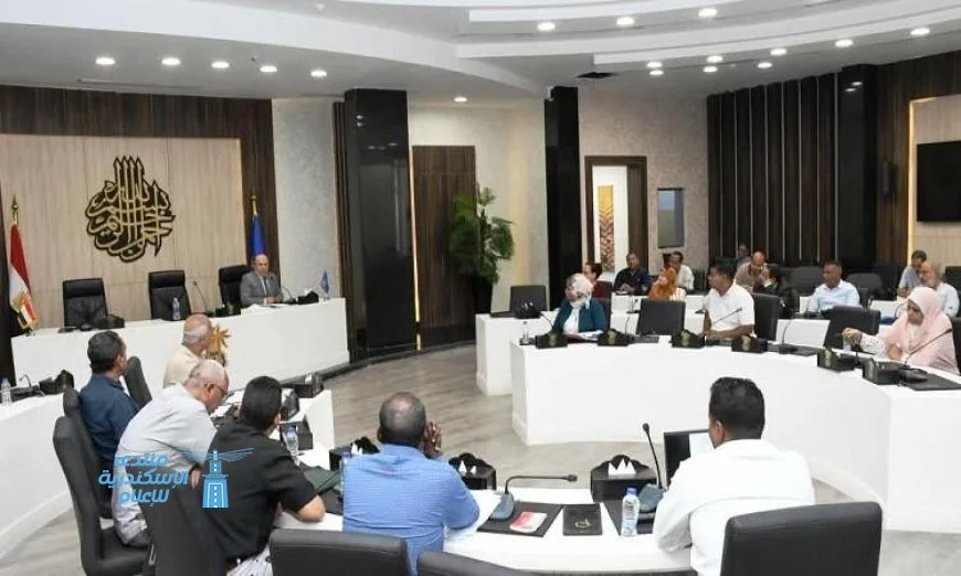 محافظ أسوان يوجه السكرتير العام لبدء مبادرة زراعة 100 مليون شجرة في إطار رؤية الرئاسة