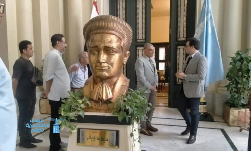 وزير الثقافة يزور مسرح سيد درويش بالإسكندرية للاطلاع على الأوبرا