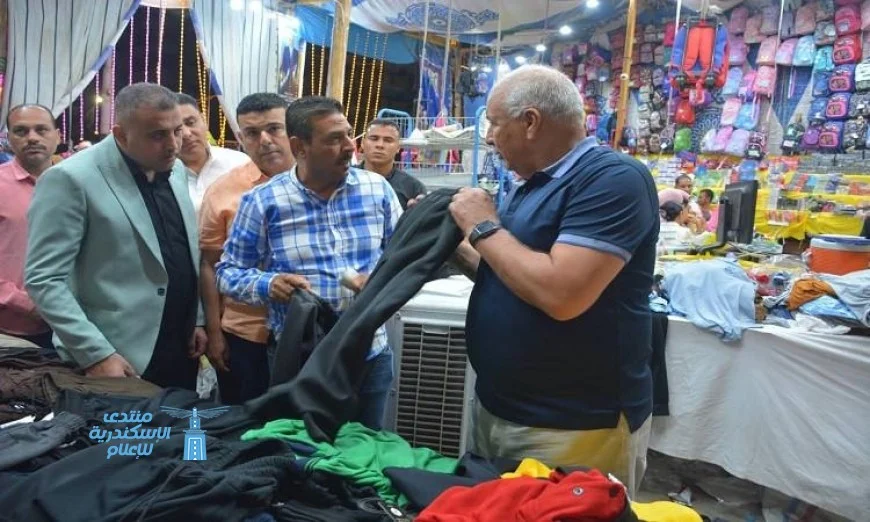 محافظ الوادي الجديد يستعرض أحدث المستلزمات المدرسية في معرض الخارجة