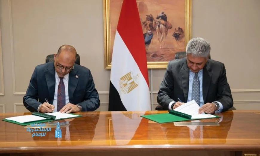 فتحي وجبران يوقعان بروتوكول تعاون لتعزيز شروط ترخيص وحدات الإقامة الفندقية