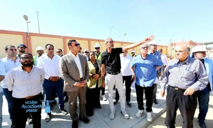 وزير الإسكان يختتم جولته بتفقد محطة محولات كهرباء في مدينة 6 أكتوبر