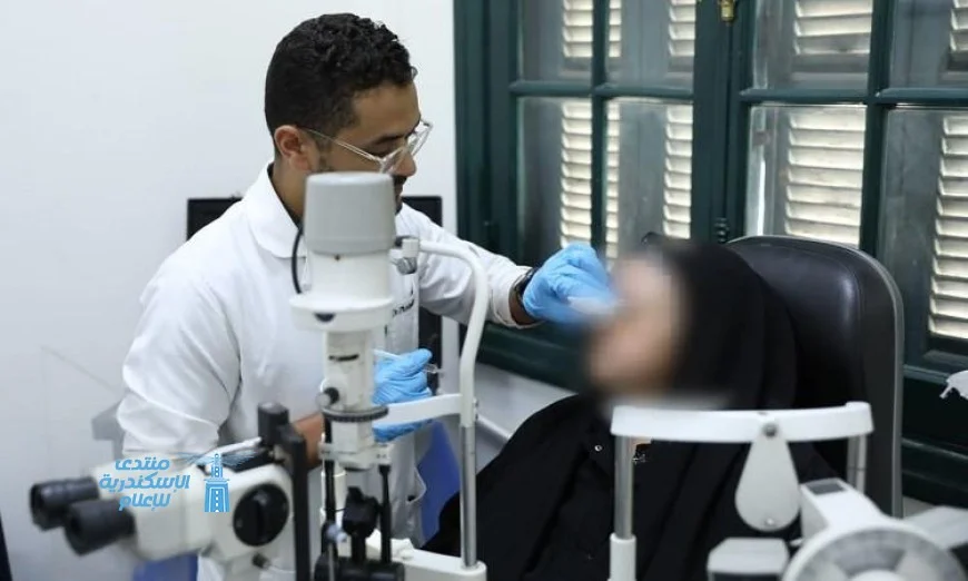 وزير الصحة يشرف على علاج مضاعفات مرضى جراحة بمستشفى التأمين الصحي