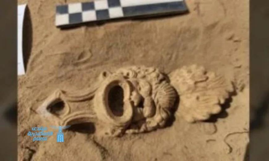 اكتشاف مذهل لمصباح روماني عمره 1900 عام في مقبرة بهولندا