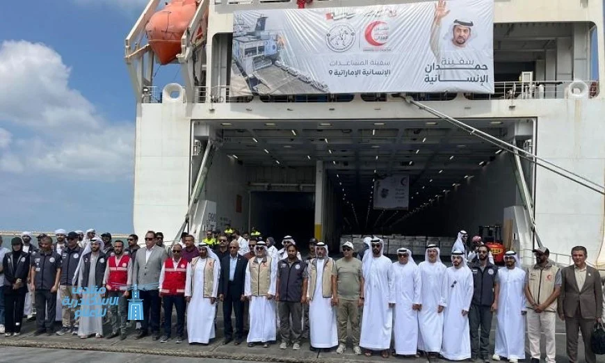 بالصور ميناء العريش يستقبل السفينة الإماراتية “حمدان” حاملة المساعدات لغزة