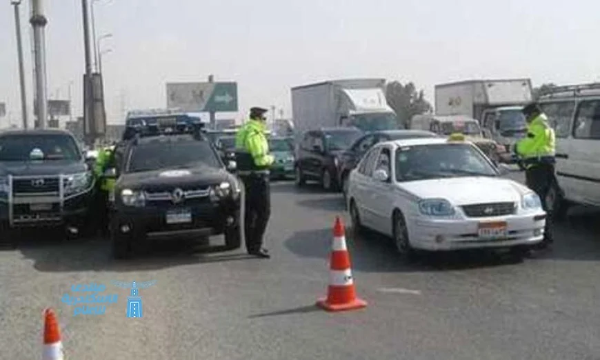 حملات مكثفة لرصد المخالفات المرورية في محاور القاهرة والجيزة تظهر تحسن الانضباط الموسع