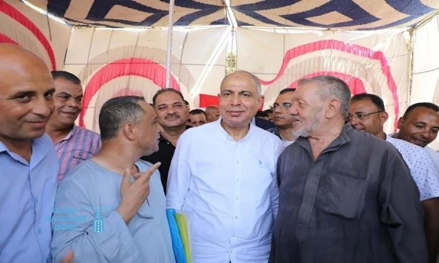 محافظ المنيا يلبي احتياجات أهالي قرية قلندول في لقاء مفتوح معهم