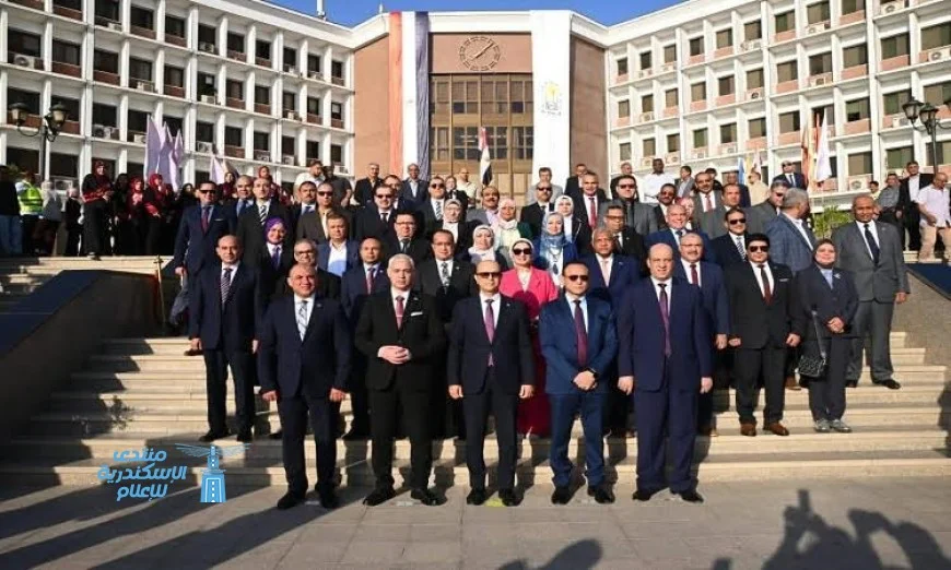 انطلاق العام الجامعي الجديد بجامعة أسيوط وسط أجواء احتفالية رائعة