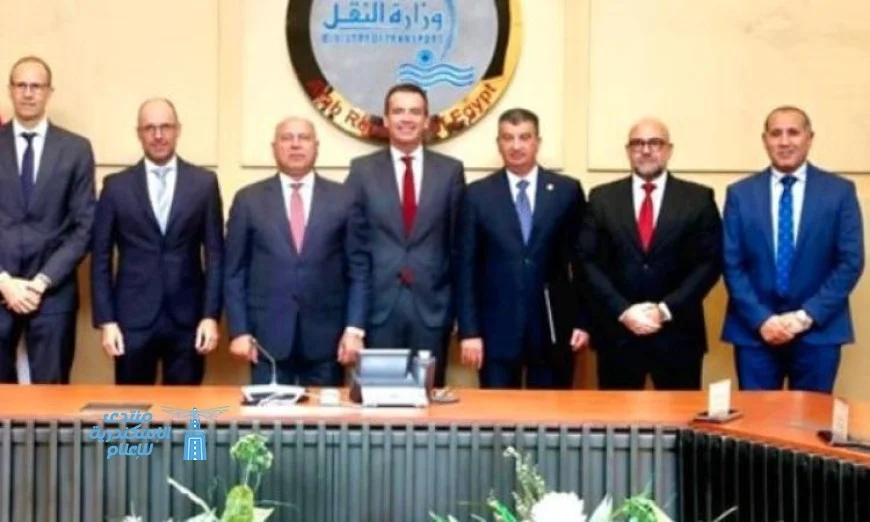 الوزير يشهد توقيع عقود صيانة مترو الأنفاق مع شركة CAF الإسبانية