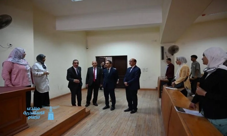 رئيس جامعة الفيوم يتابع انطلاق العام الجامعي الجديد بجولة تفقدية في الكليات