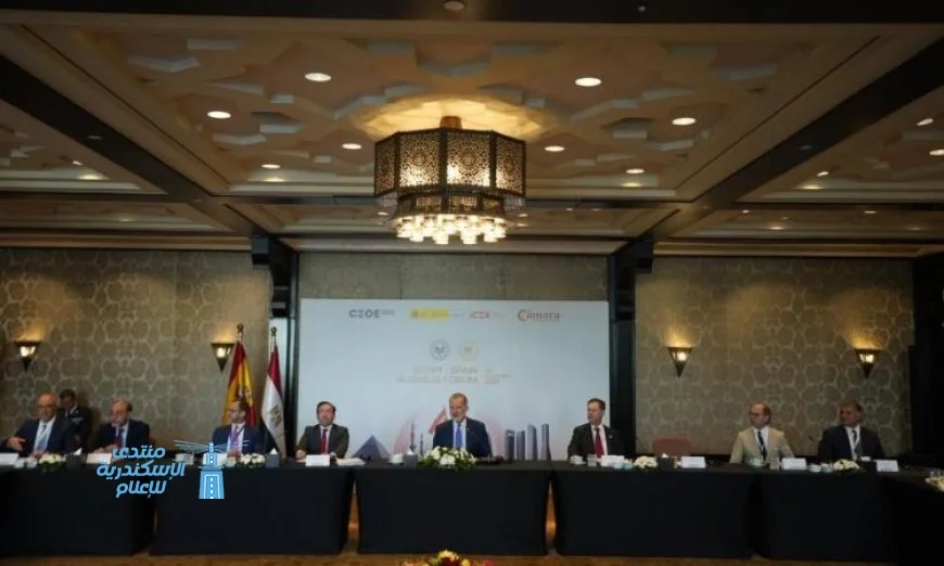 ملك إسبانيا يقود جهود تعزيز دور القطاع الخاص مع رجال الأعمال المصريين
