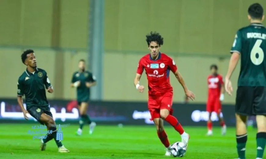 الخلود يقتنص فوزا كبيرا على ضمك ويزيد من حدة المنافسة في الدوري السعودي
