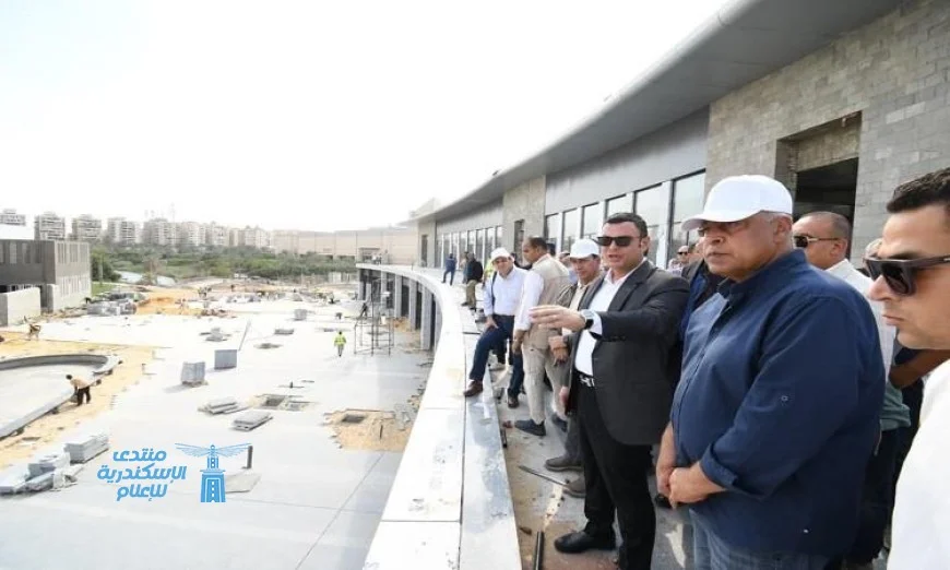 وزير الإسكان يتابع تقدم مشروع حدائق تلال الفسطاط في مصر القديمة بالقاهرة