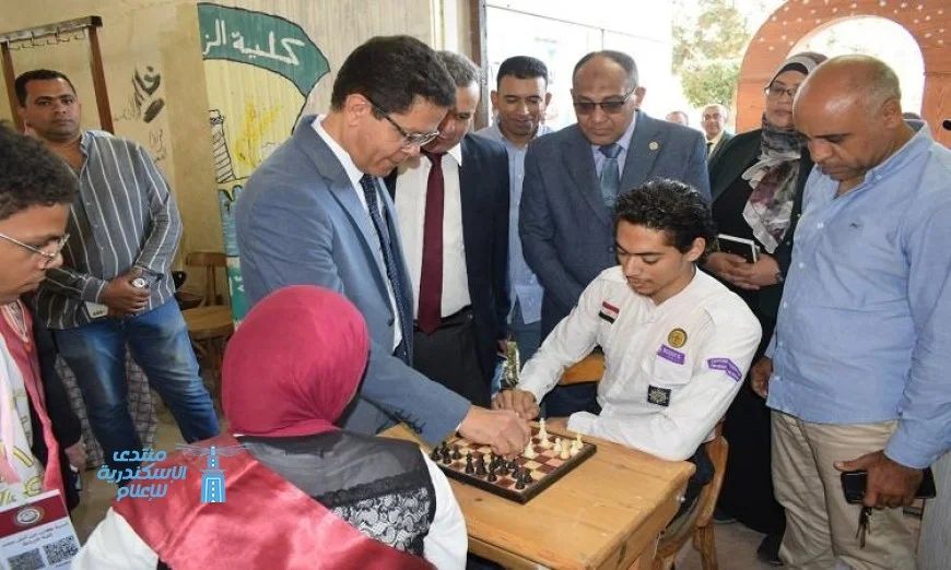 رئيس جامعة بنها يتابع انتظام الدراسة في كليتي الزراعة والطب البيطري