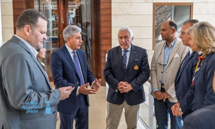 وزير السياحة يناقش مع مدير نادي موناكو لليخوت دور سياحة اليخوت في تعزيز الصناعة السياحية