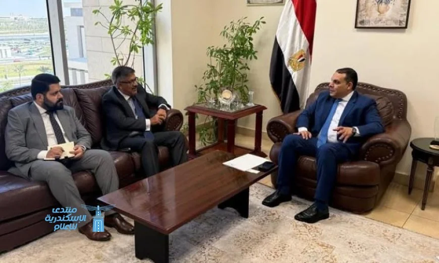 اجتماع المفوض التجاري مع السفير الباكستاني بالقاهرة لتعزيز العلاقات الاقتصادية