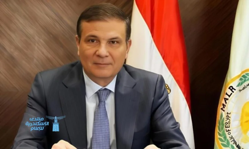 وزير الزراعة يعلن تمديد صرف أسمدة الموسم الصيفي للمزارعين حتى 10 أكتوبر