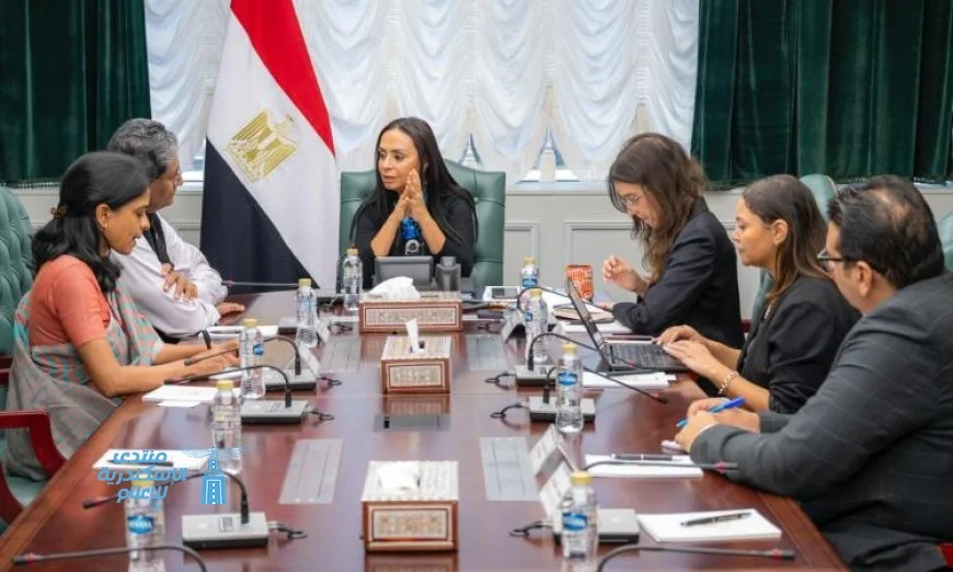 وزيرة التضامن تناقش تعزيز التعاون مع السفير الهندي في القاهرة