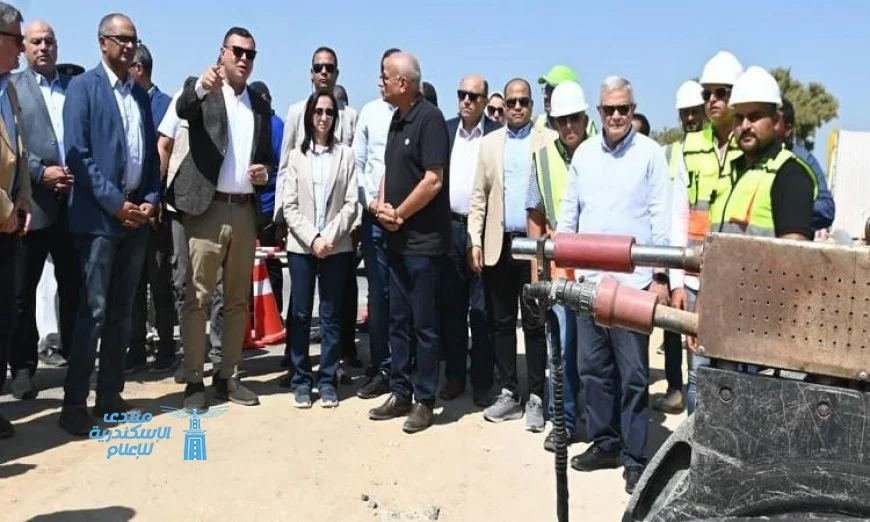 زيارة تفقدية لوزير الإسكان ومحافظ البحيرة لمشروع توسعة خط مياه وادي النطرون