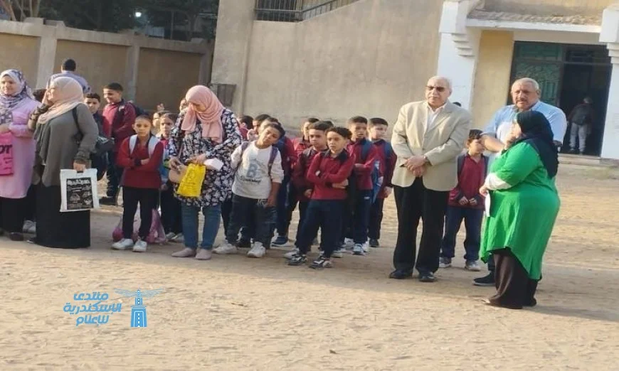 جولة تفقدية لمدير تعليم القليوبية في مدرسة منشأة بدوي للتعليم الأساسي