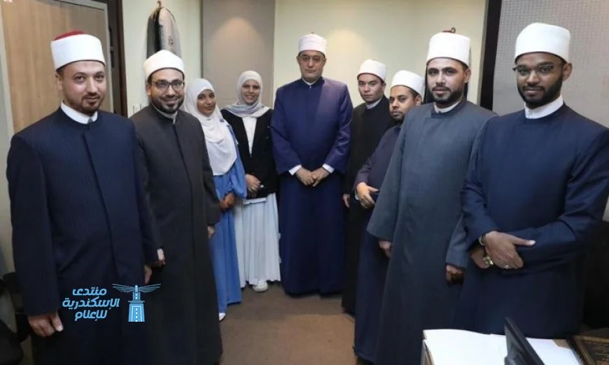 مفتي الجمهورية يقوم بزيارة ميدانية للإدارة العامة للأبحاث الشرعية لتعزيز جهود التطوير