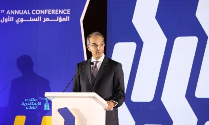 الإبداع البشري والتكنولوجيا المتقدمة أساسيان لتحقيق التنمية المستدامة وفقًا لـ”طلعت”