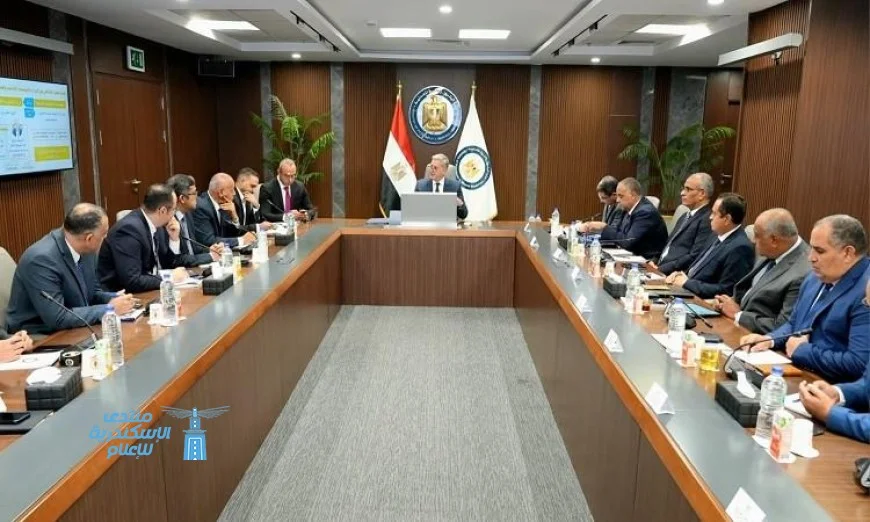 وزير البترول يناقش الإعلاميين ورؤساء التحرير والمواقع الإخبارية في لقاء مفتوح