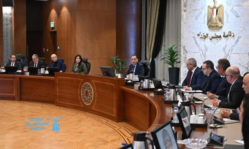 مدبولي يراقب تقدم مخرجات لجنة التطوير العمراني وتسويق العقارات على المستوى الدولي