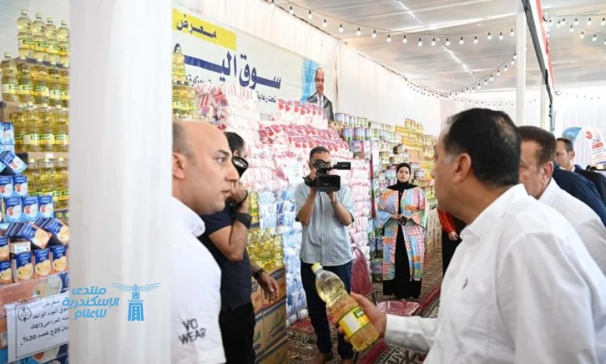 رئيس الوزراء في جولة تفقدية مثيرة بسوق اليوم الواحد للسلع الغذائية في أشمون