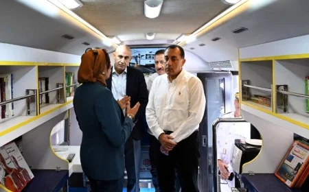 بالصور مدبولي يؤكد: المكتبات المتنقلة تعزز جهود الدولة في بناء الإنسان معرفيًا