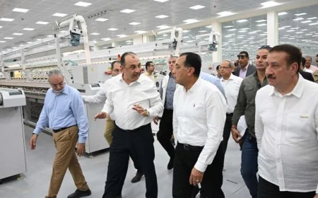مدبولي يزور مصنع غزل 2 الجديد في شركة مصر شبين الكوم للغزل والنسيج لتفقد التقدم والتكنولوجيا الحديثة
