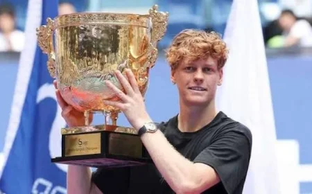 يانيك سينر يتألق ويفوز بقوة بلقب بطولة الصين المفتوحة للتنس