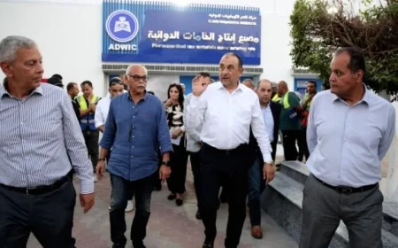 وزير قطاع الأعمال العام يزور مصانع النصر للكيماويات الدوائية لتقييم عمليات التطوير