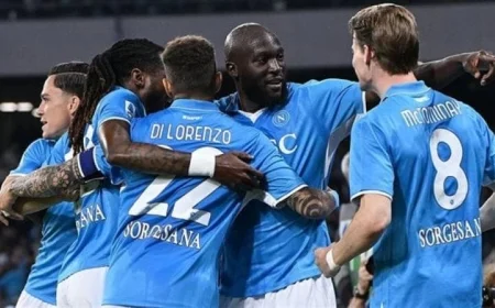 نابولي ينتصر بصعوبة على سبورتينج 2-1 في دوري الأبطال ويحقق فوزاً مهماً