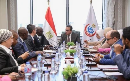 وزير الصحة يلتقي بنائب رئيس البنك الدولي لتعزيز التعاون في الشرق الأوسط