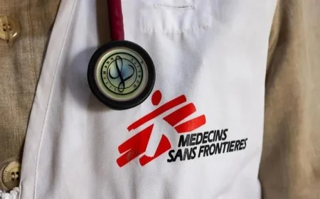 أطباء بلا حدود تودع أحد أفرادها بعد استشهاده في غارة إسرائيلية على غزة