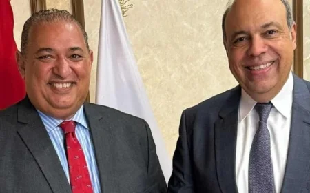 وزير الطيران يلتقي رئيس قطاع النقل الجوي في ختام فعاليات الإيكاو