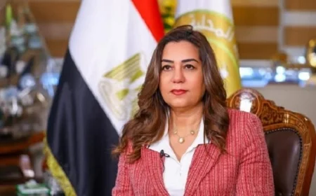 منال عوض تحيل مسئولي مراكز ومدن الشرقية للنيابة لتعزيز المحاسبة