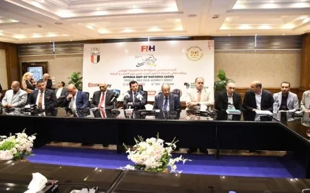 صبحي يحضر المؤتمر الصحفي للكشف عن تفاصيل بطولة كأس الأمم الأفريقية للهوكي