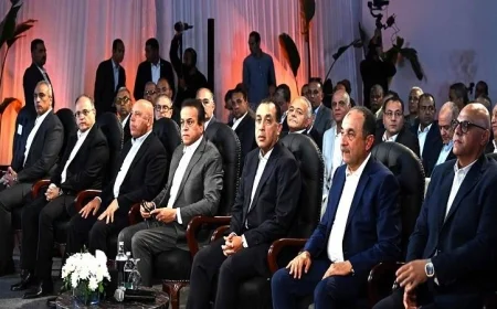 مدبولي يستعرض إنجازات الشركة القابضة للأدوية في الأداء الاقتصادي ومشروعات التطوير